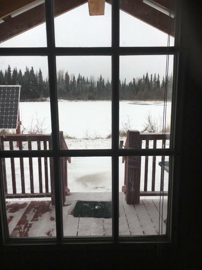 Alaska Log Cabins On The Pond Clear Creek Park Exterior photo
